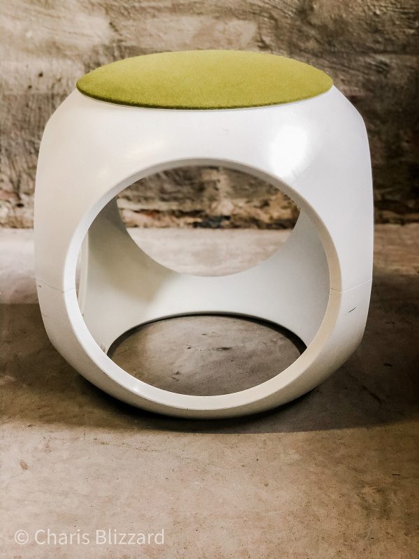 Moroso Oblio Stool