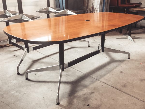 Herman Miller Conference Table, original veneer top & aluminium base.